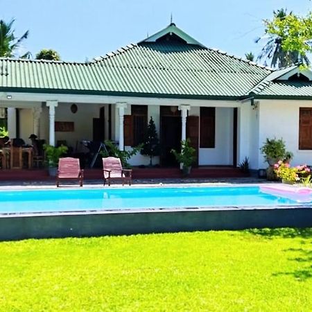 Tranquility Guest House Hikkaduwa Esterno foto