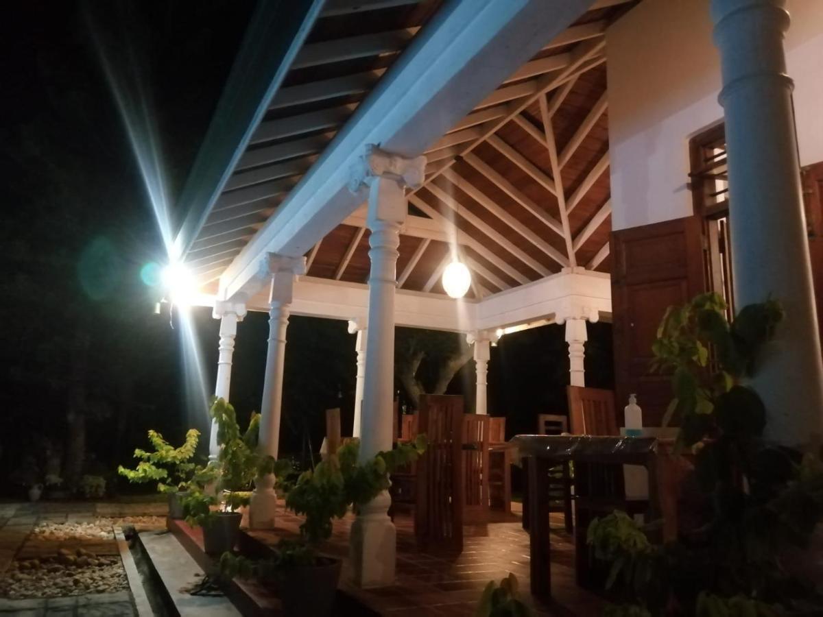 Tranquility Guest House Hikkaduwa Esterno foto