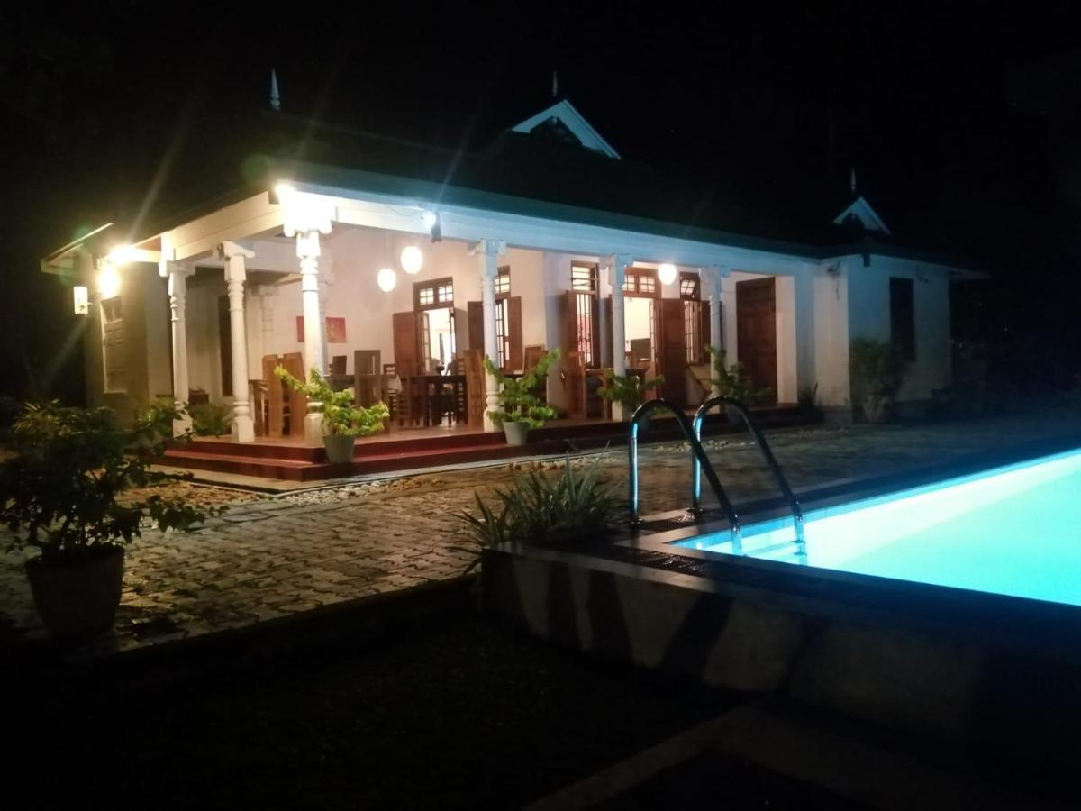 Tranquility Guest House Hikkaduwa Esterno foto