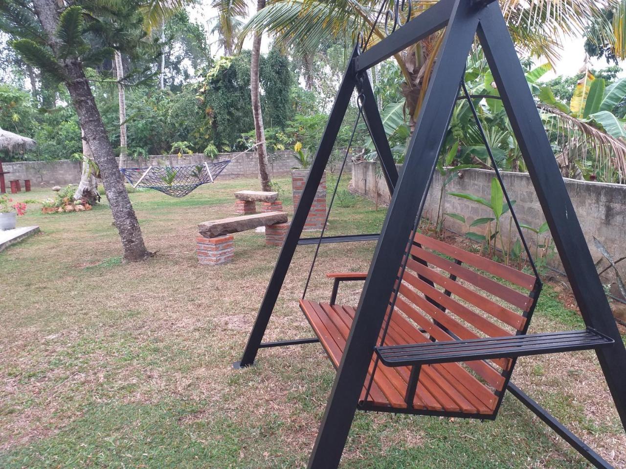 Tranquility Guest House Hikkaduwa Esterno foto